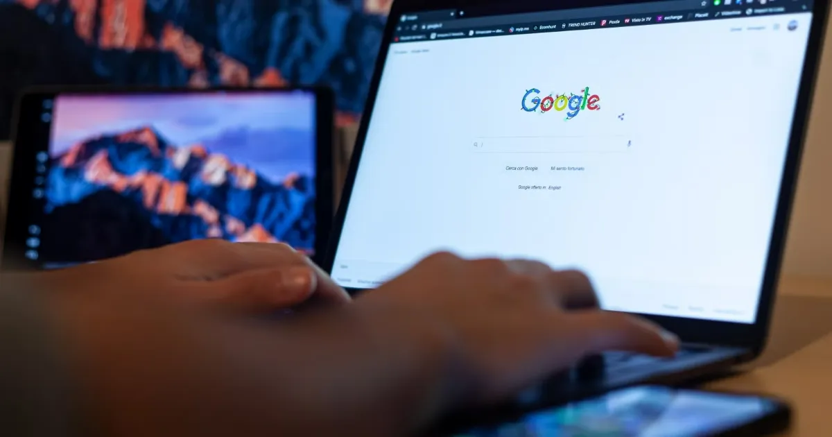A tidy browser window with fewer ads, overlays and distractions
